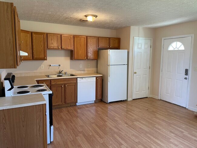 Photo - 2264 Sulphur Rd