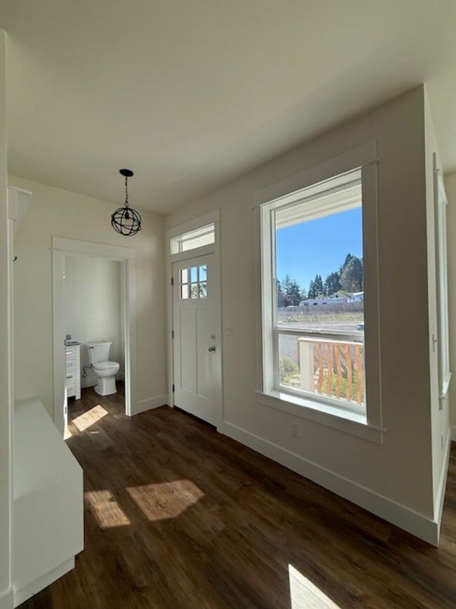 Photo - New Construction 4-bedroom 4 Bath Dundee O...