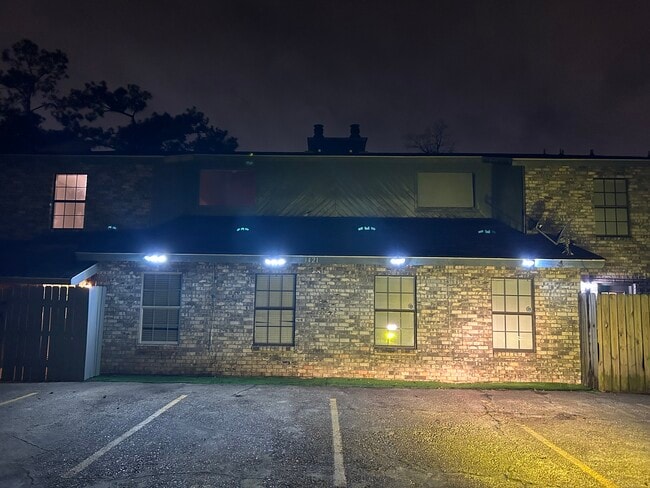 Photo - 3421 O'Neal Ln