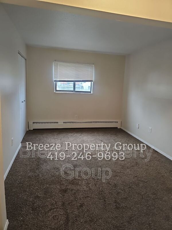 Photo - 4912 Douglas Rd