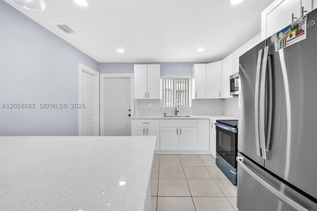 Photo - 357-359 Phippen Waiters Rd Unit 1-2