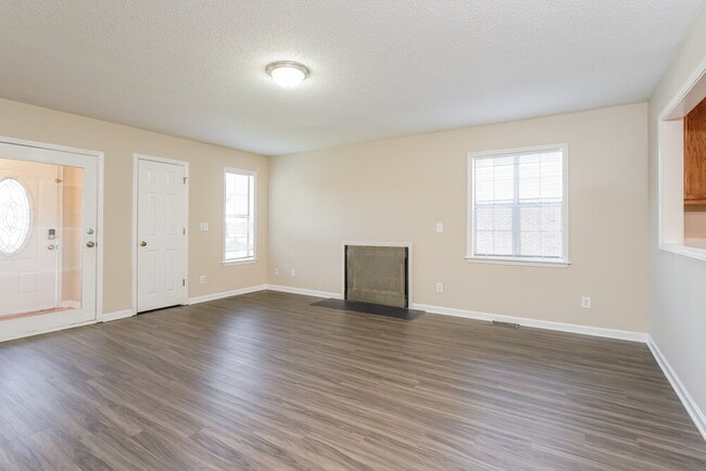 Photo - 2110 Arden Pl