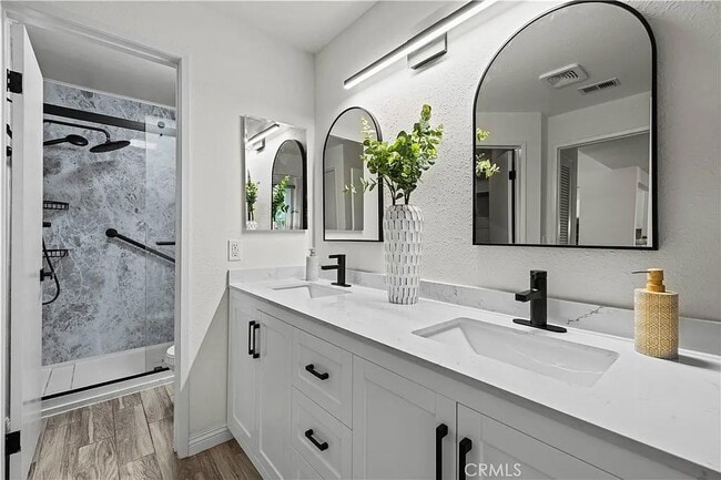 Photo - 24143 Del Monte Dr.