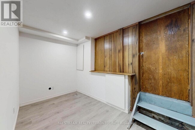 Photo - 393 Jones Ave