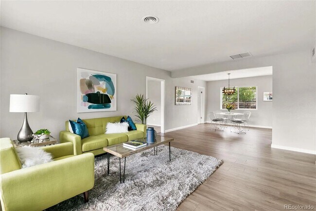 Photo - 756 N Revere St