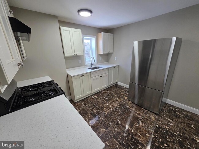 Photo - 107 Walnut Ave