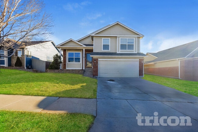 Building Photo - 4315 Golf Club Dr