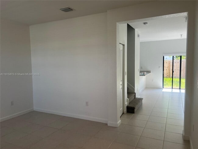 Photo - 28701 SW 132nd Pl