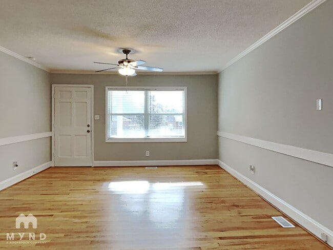 Photo - 218 Faison Dr