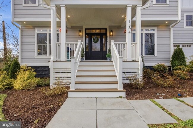 Photo - 1304 Gahant Rd