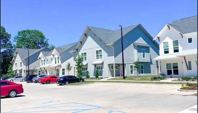 Ivy Row at Southern Miss