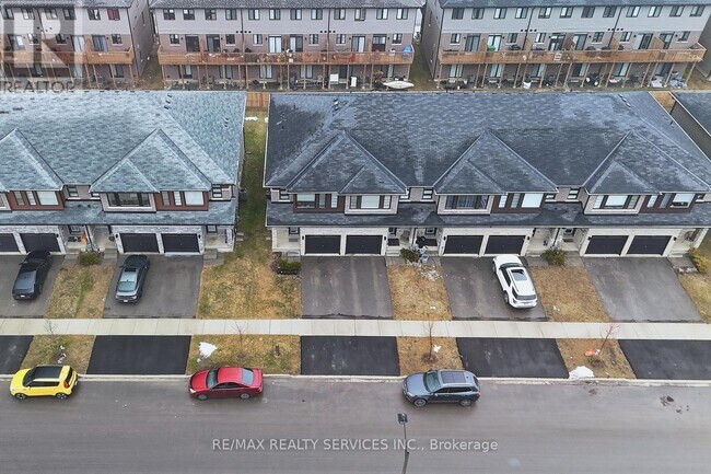 Photo - 44 June Callwood Wy