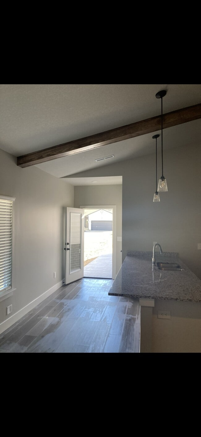 Photo - 229 N Young St Townhome