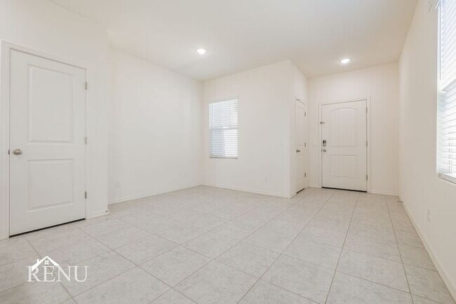 Photo - 35411 W San Capistrano Ave