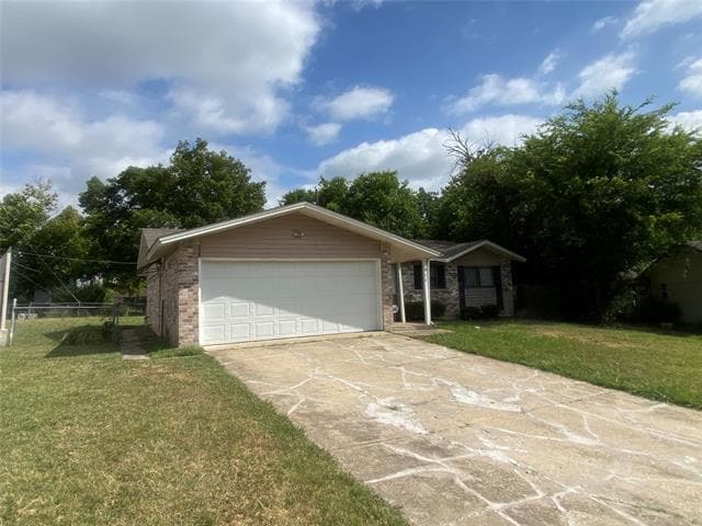 Building Photo - 511 Seaside Dr