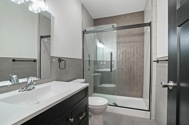 Photo - 2278 Ridgeway Ave