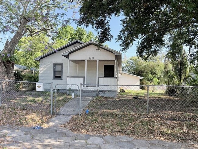 Building Photo - 3527 3rd Ave N