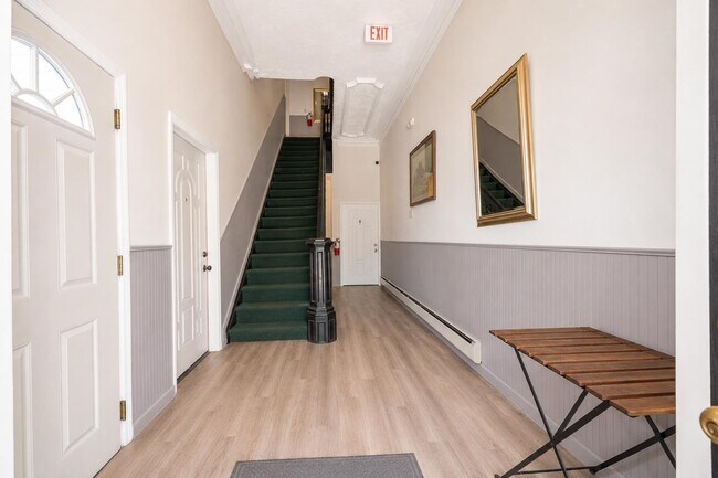 Photo - 5 Oak St Unit 2