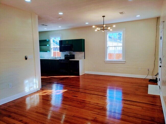 Photo - 2717 Loyola Ave