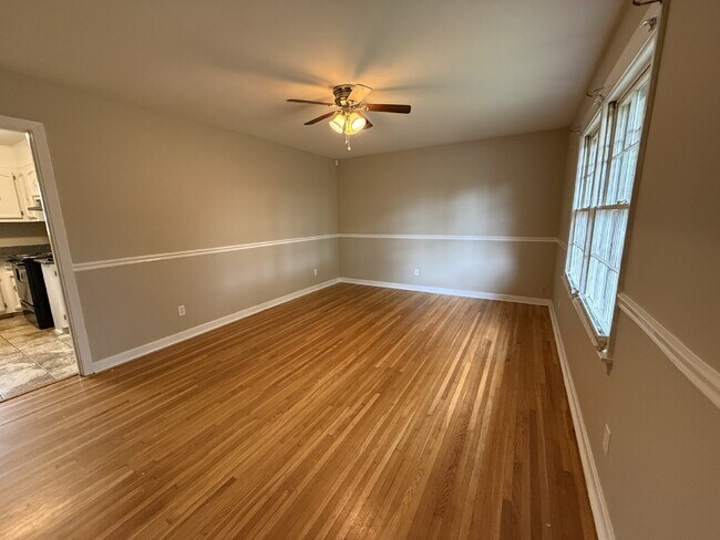 Photo - 3206 Bayless Dr SW