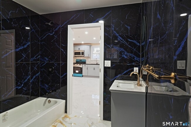 Photo - 40 Elizabeth St Unit 2