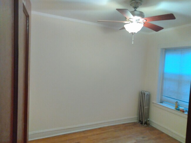 Photo - 5254 W Melrose St Unit 1