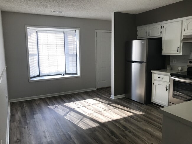 Photo - 4005 Cedar Valley Dr