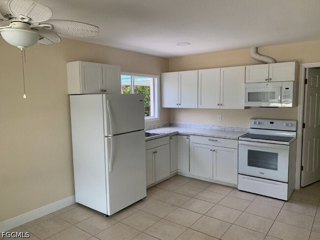 Photo - 2414 Palm Ridge Rd Unit B