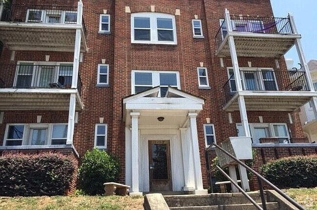 Building Photo - 373 Moreland Ave NE Unit 308 Rental