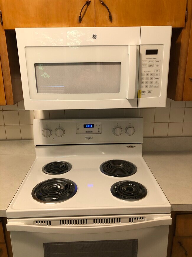 10945 SW Butner Rd Apartments For Rent in Portland, OR