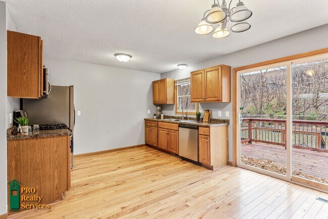 Photo - 4 Bedroom Home in Roseville