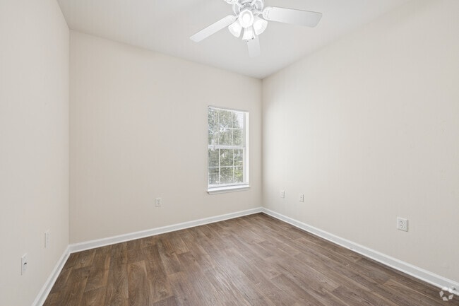 The Ashford 3BR, 2BA - 1,287SF - Second Bedroom