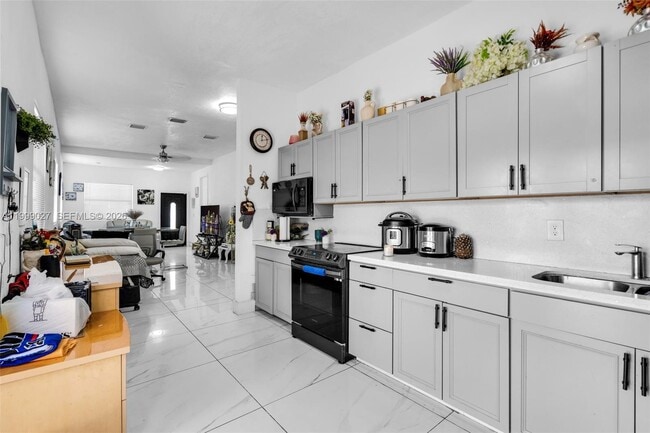 Photo - 3166 NW 102nd St