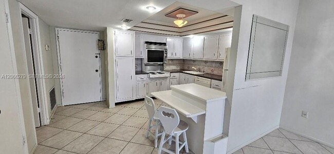 Photo - 18041 Biscayne Blvd Unit 203