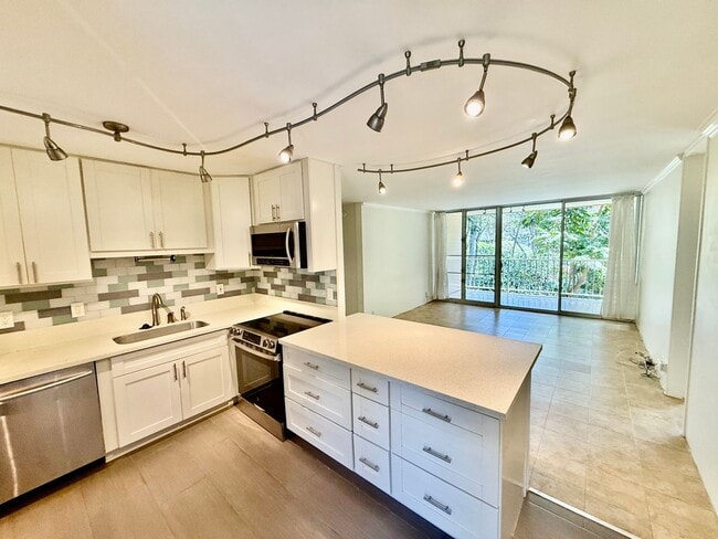 Waikalani Woodlands/3BD/2BA/2PK - Waikalani Woodlands/3BD/2BA/2PK Condo Unit A706