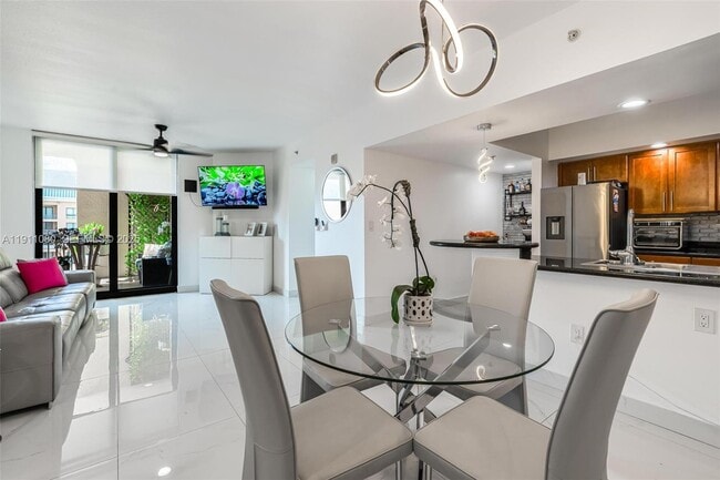 Building Photo - 100 N Federal Hwy Unit 1413