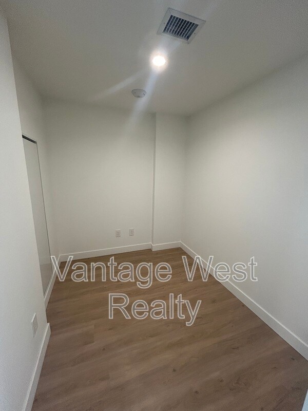 Photo - 1626 Water St