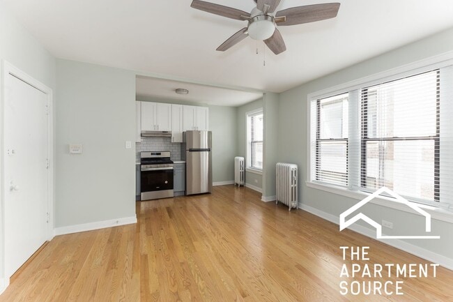 Photo - 432 W Surf St Unit 207