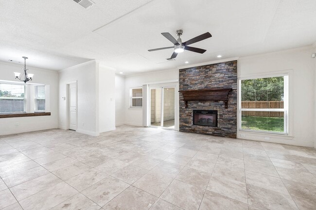 Photo - 18909 Walden Forest Dr