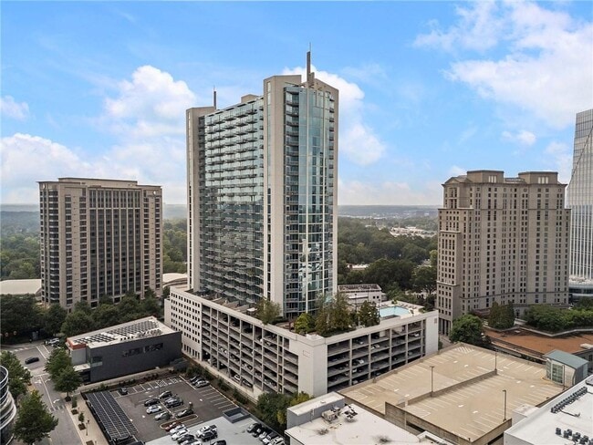 Building Photo - 3324 Peachtree Rd NE Unit 915