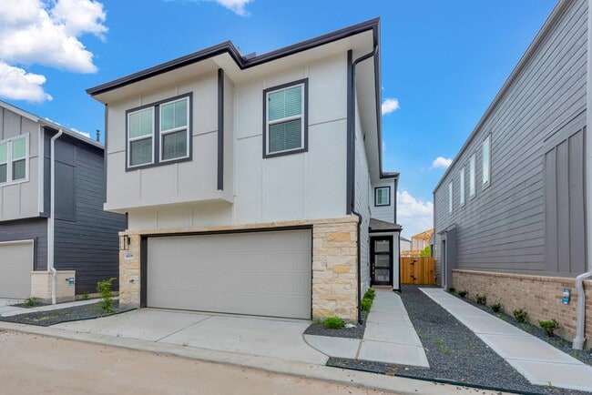 Photo - 4208 Lyons Fall Ln