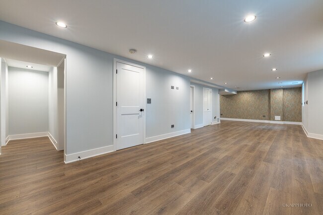 Photo - 4200 N Monticello Ave