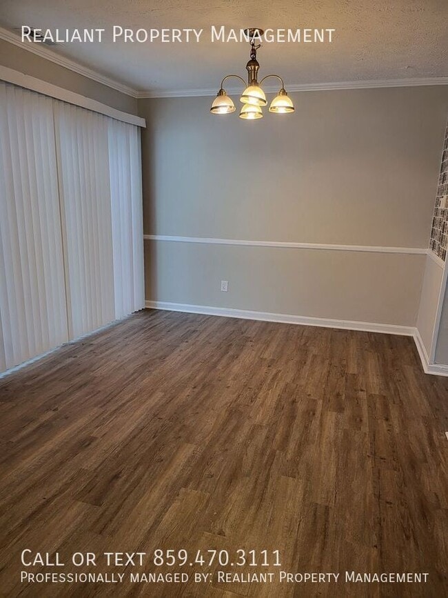 Photo - 3107 Glenridge Cir