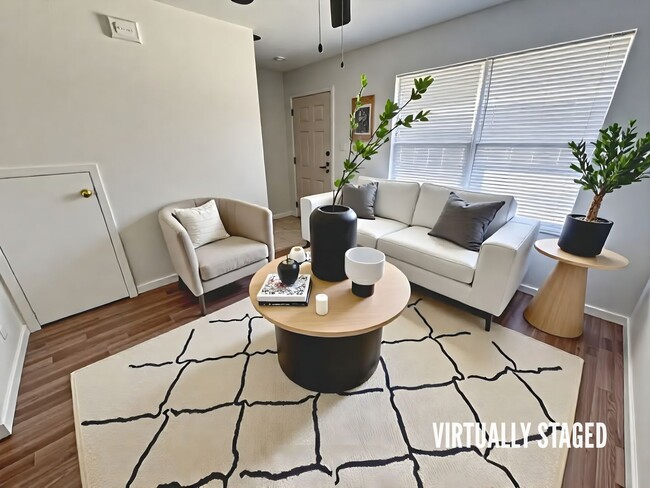 Photo - 1203 Monroe Loop Unit C