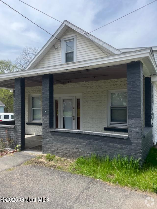 Building Photo - 1143 River Rd Rental
