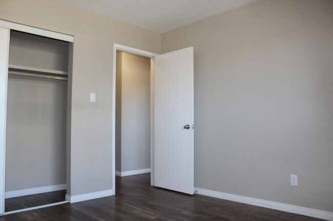 Photo - McQueen Place