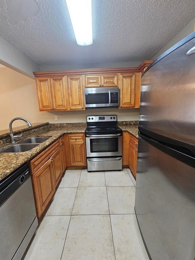 Photo - 1561 Windorah Way Unidad A