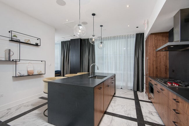 Entertainment Kitchen