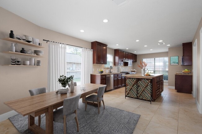 Photo - 2103 Paintbrush Ave