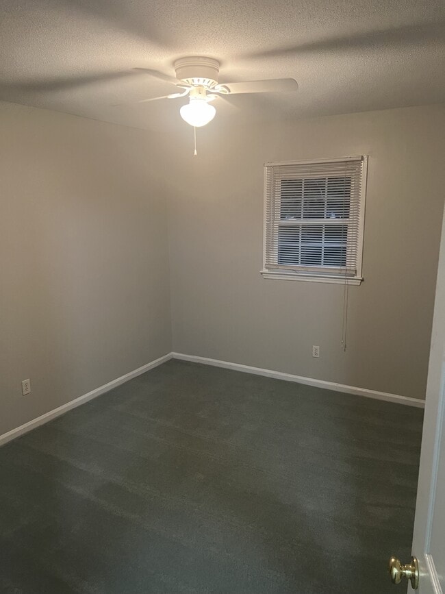 Photo - 201 Northpoint Ave